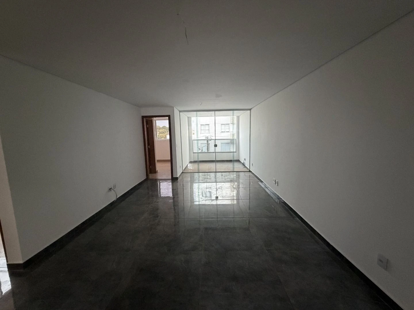 Apartamento com Área Privativa à Venda – Bairro Filadélfia | Betim/MG