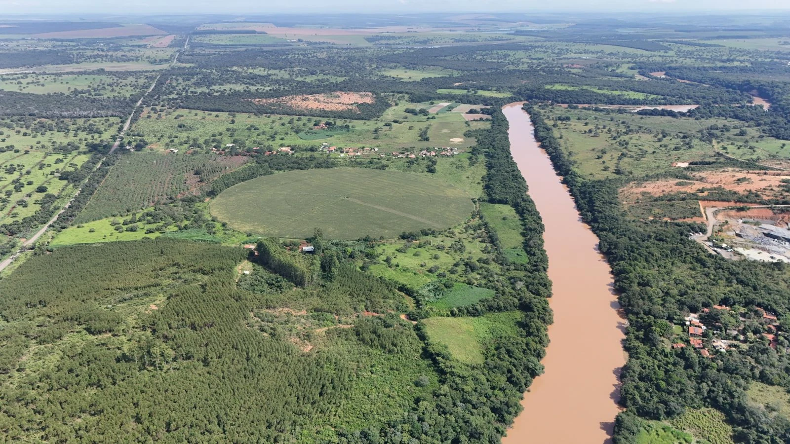 Fazenda Rural / Zona Rural 142.000,00 área total